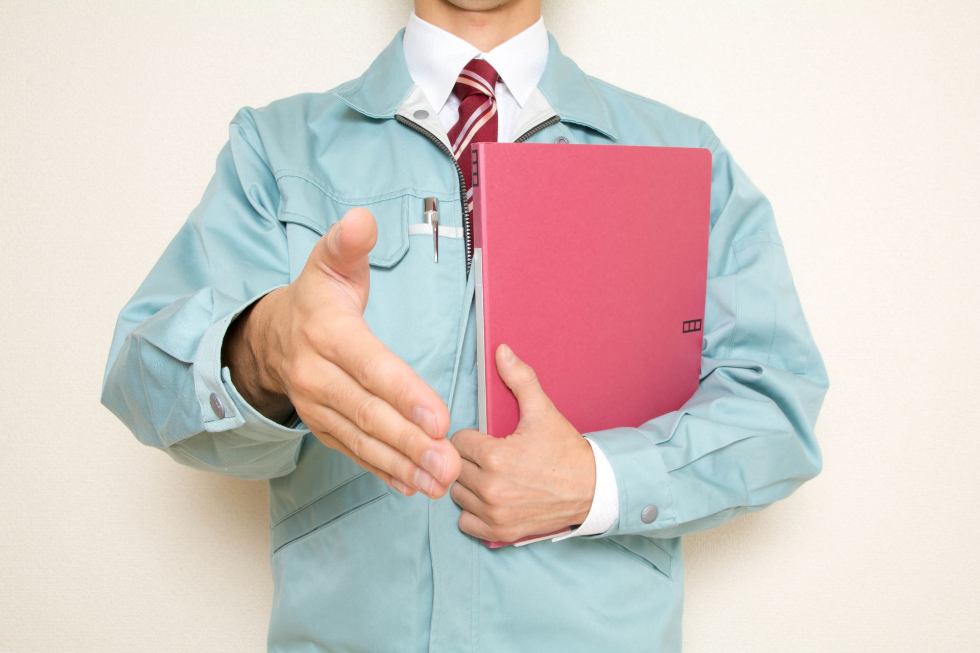 正社員として働く | 大阪の内装工事なら株式会社is more